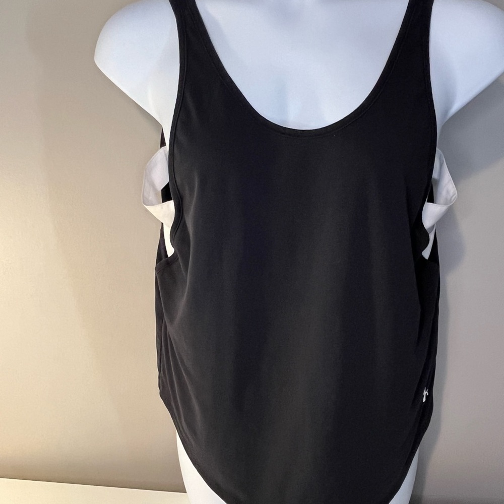 Under Armour Women's Heatgear with Side Straps Tank, Large